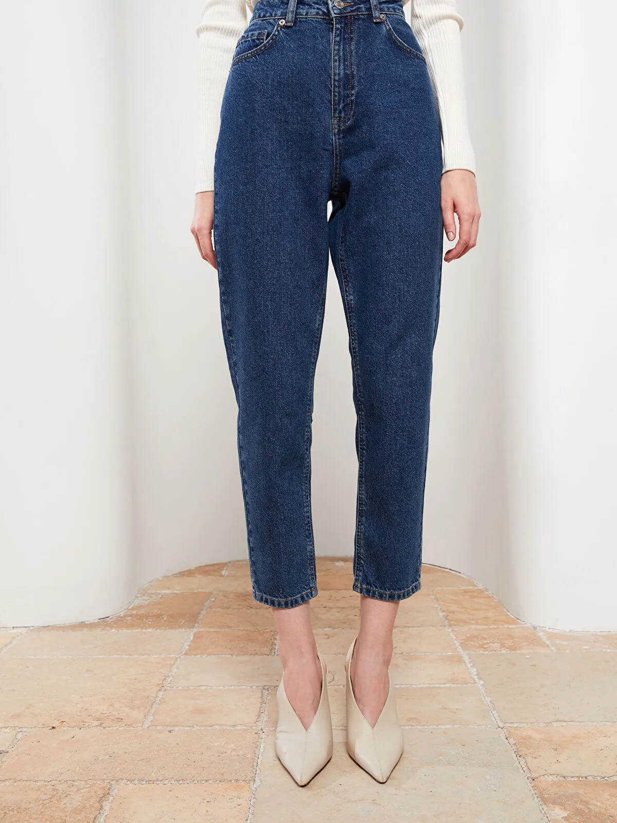 კაცის ჯინსები